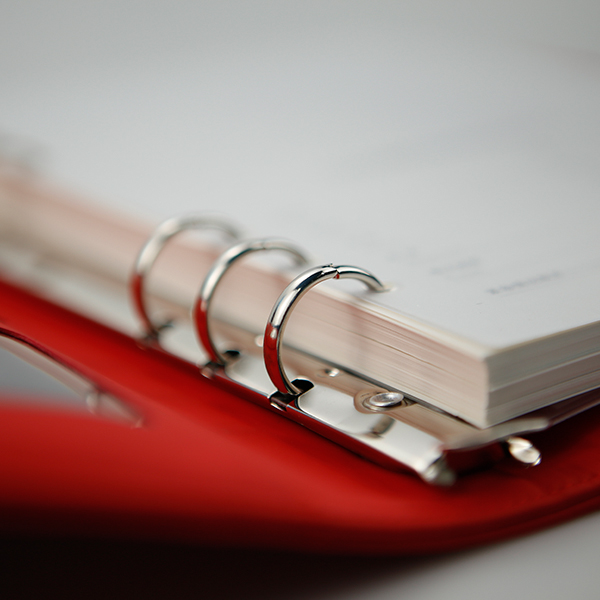 愛歐裝訂方式--圈裝（鐵圈，塑料圈裝）