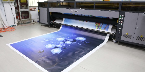 是什么原因導致凹版印刷中出現圖文模糊？